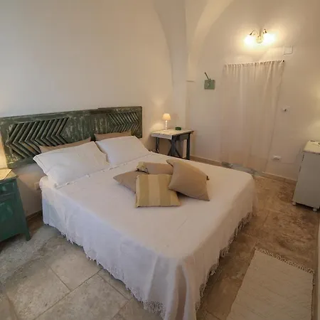 La Guglia Di *